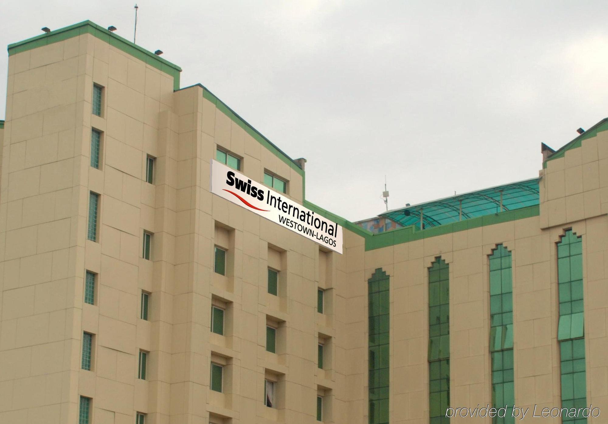 Westown Hotel Lagos Buitenkant foto