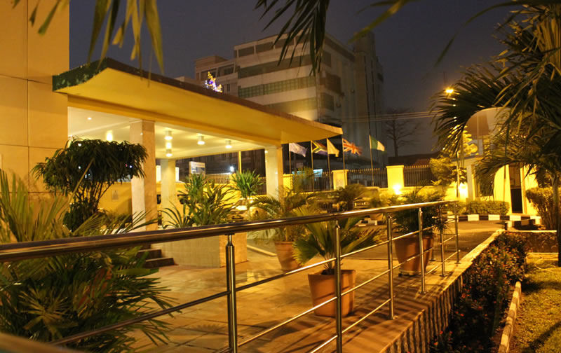 Westown Hotel Lagos Buitenkant foto