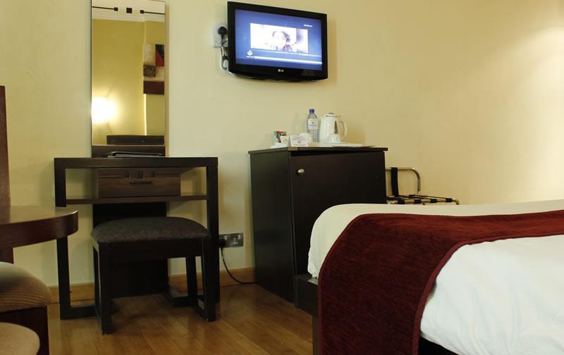 Westown Hotel Lagos Buitenkant foto