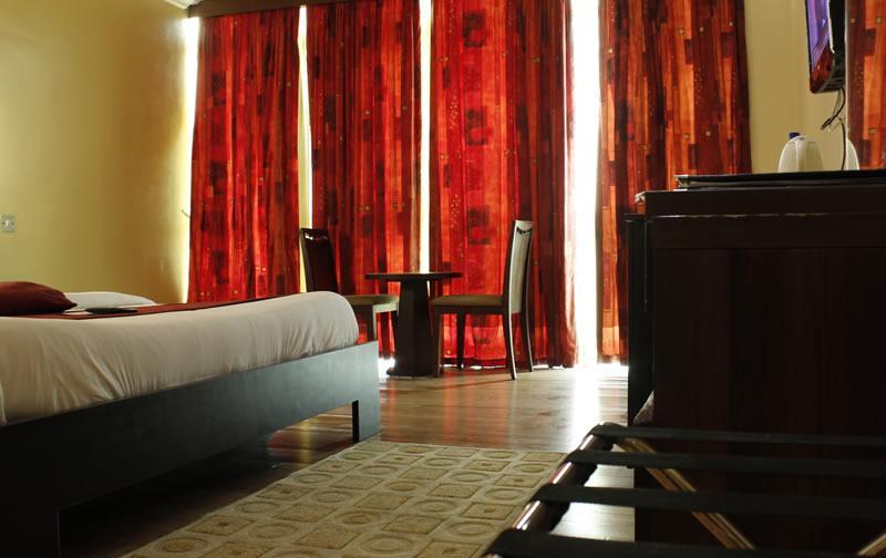 Westown Hotel Lagos Buitenkant foto