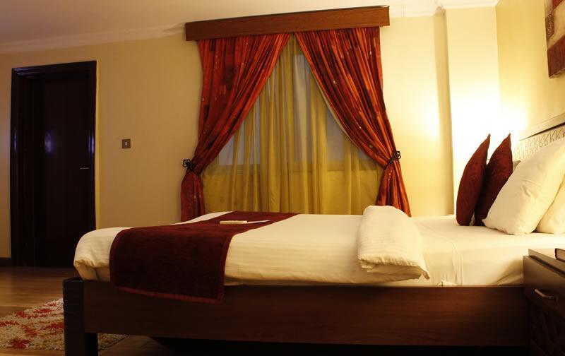 Westown Hotel Lagos Buitenkant foto